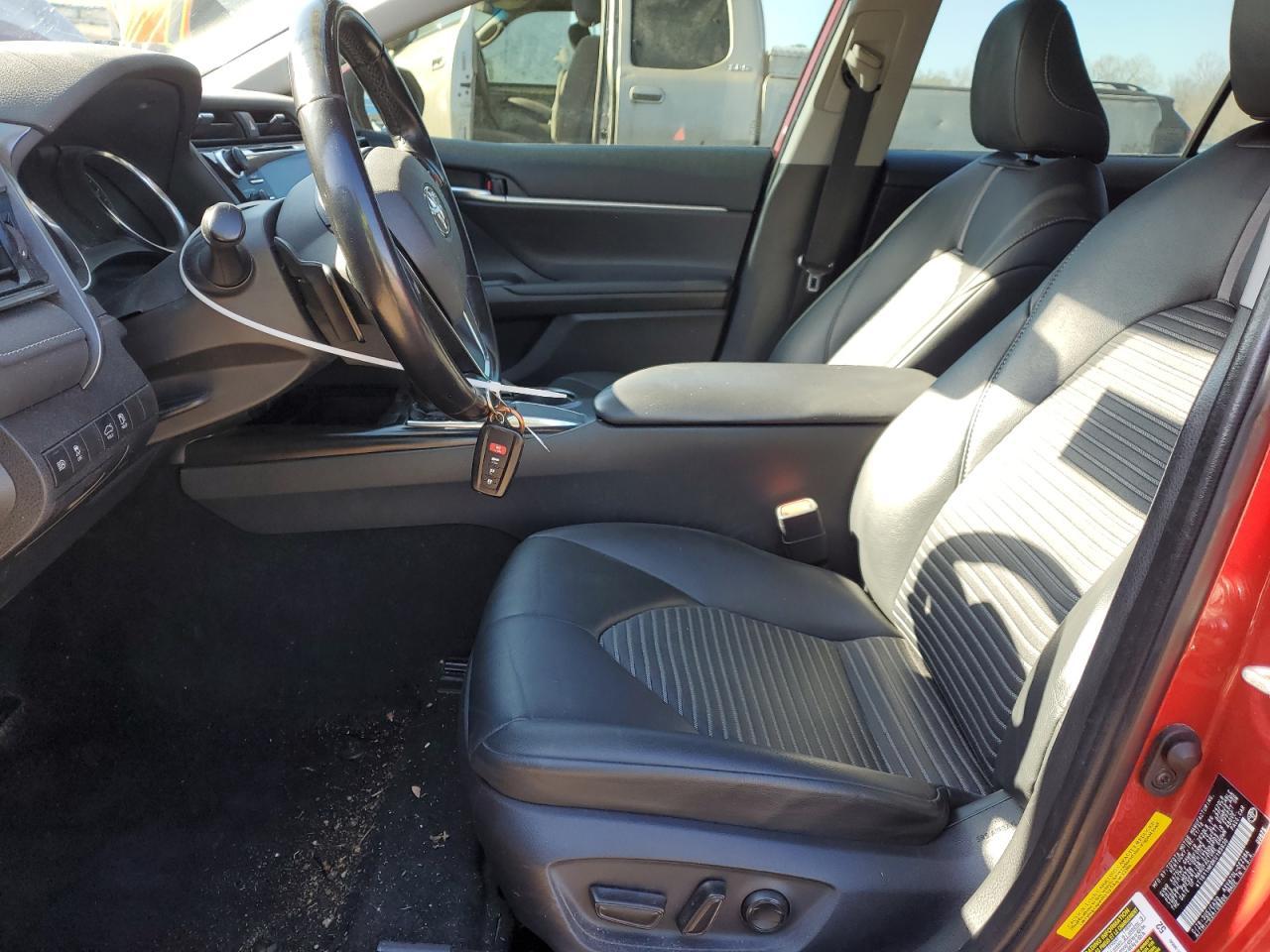 2019 TOYOTA CAMRY L - Image 7