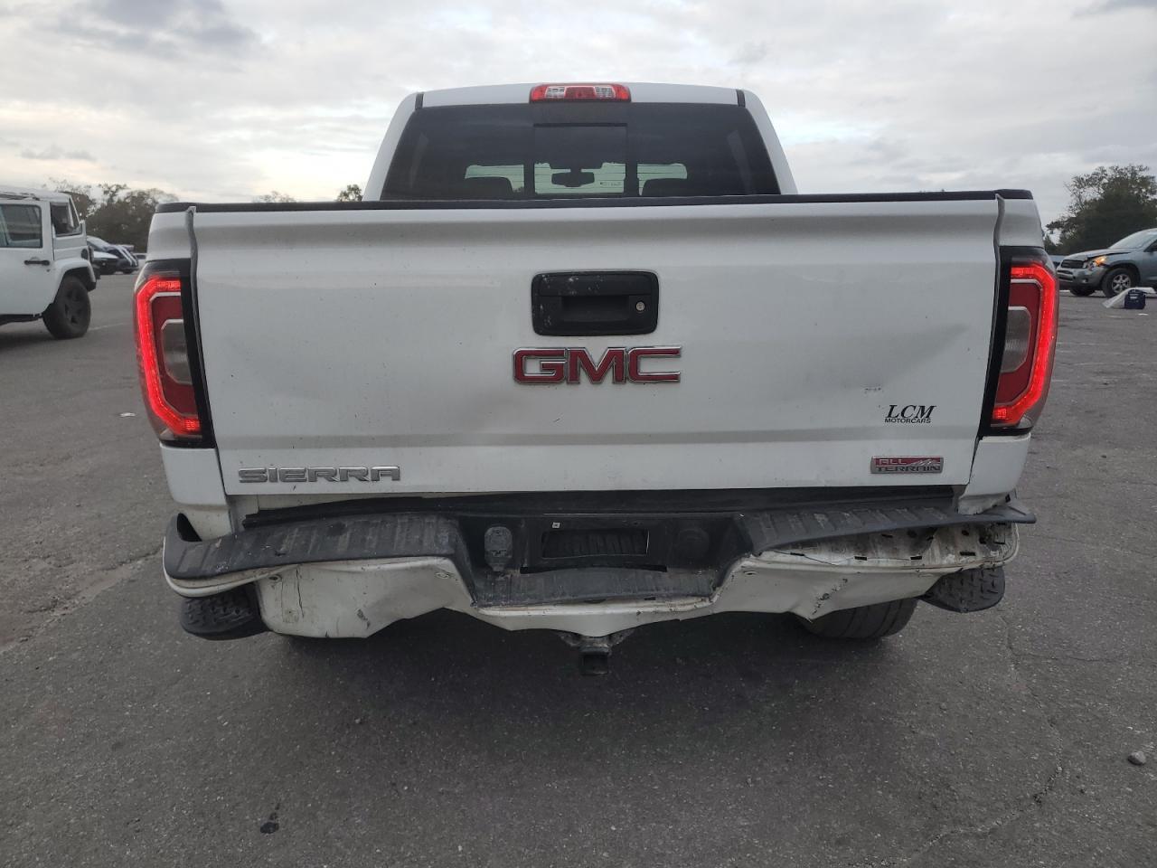 2018 GMC SIERRA K15 - Image 6