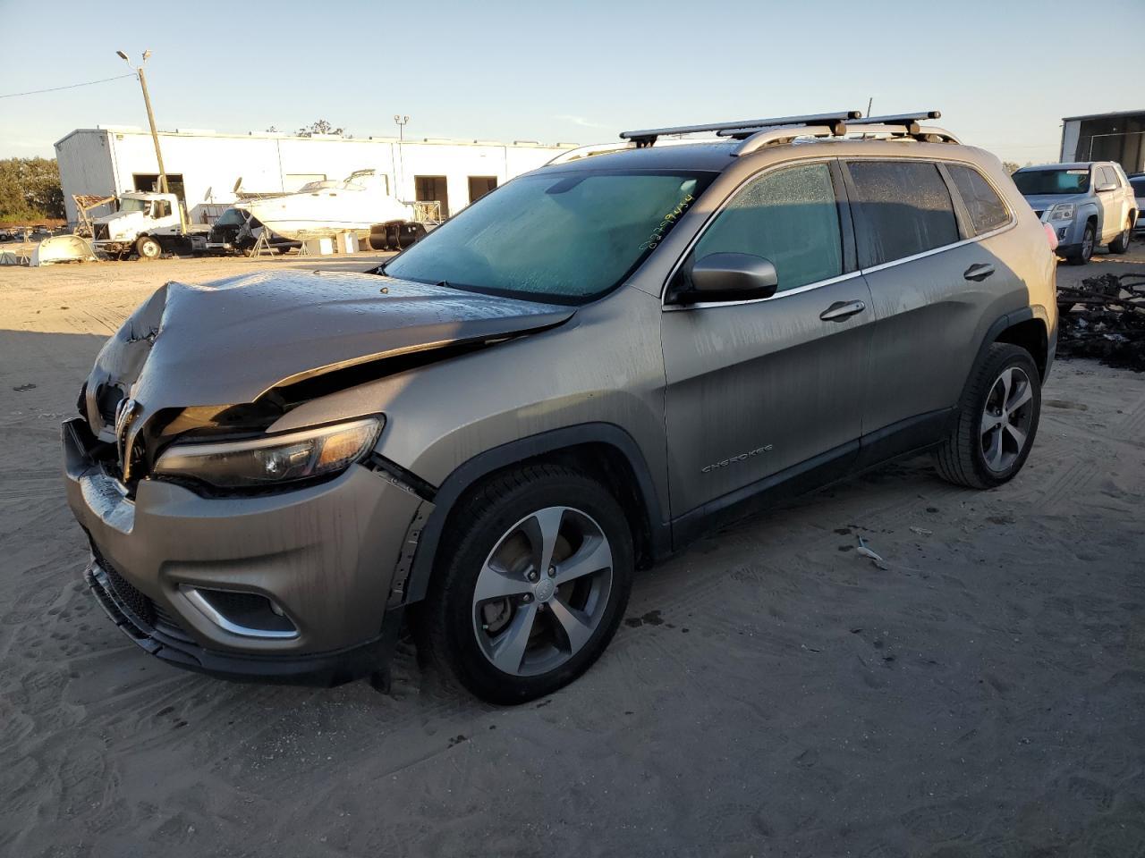 2019 JEEP CHEROKEE L