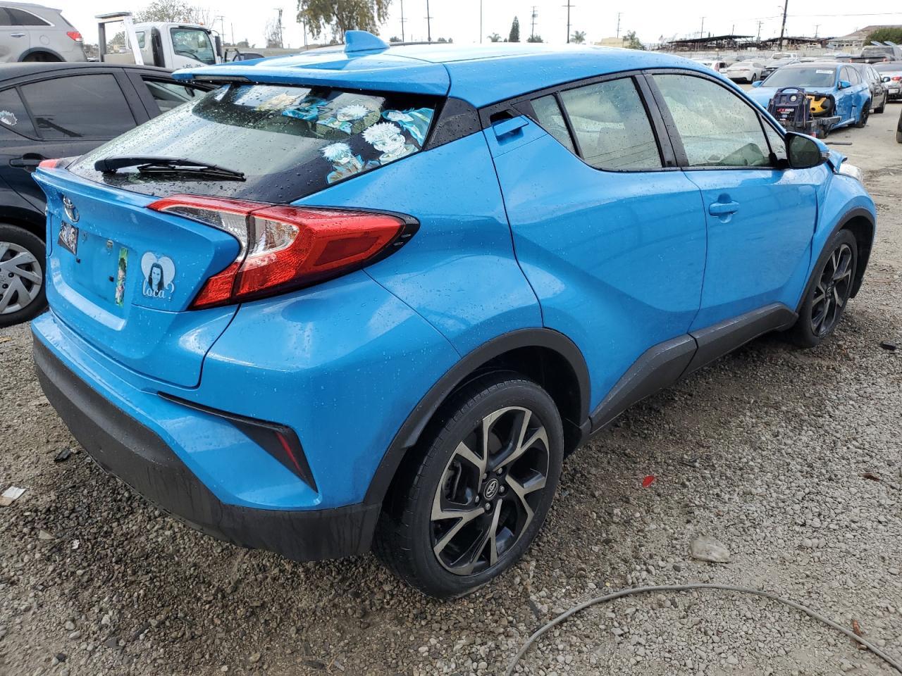 2019 TOYOTA C-HR XLE - Фото 3