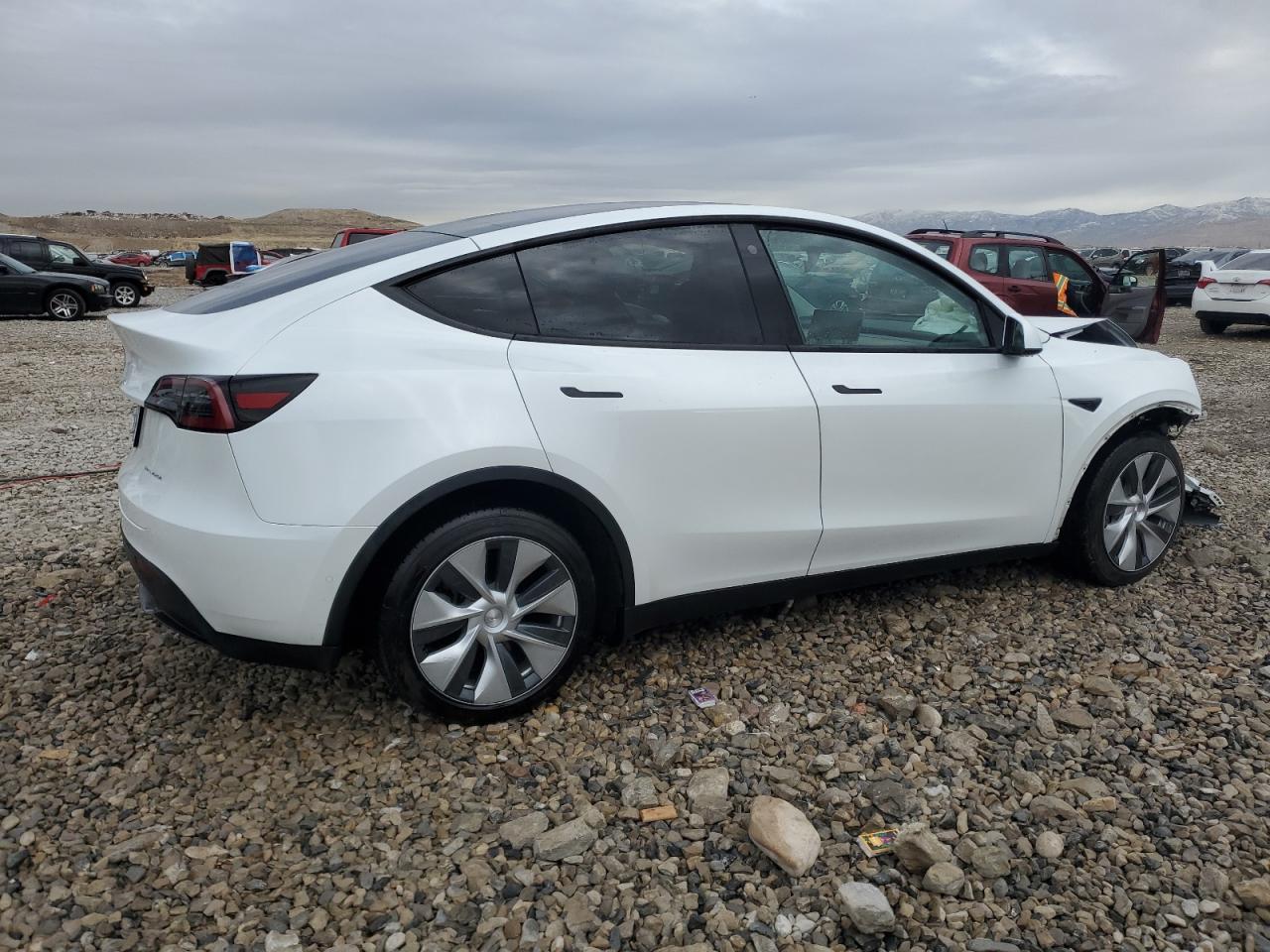 2023 TESLA MODEL Y - Image 3