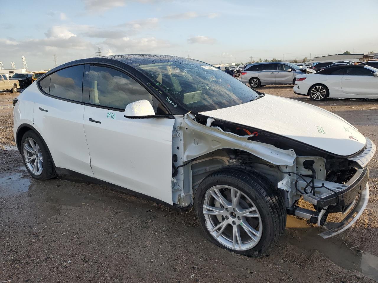 2023 TESLA MODEL Y - Фото 4