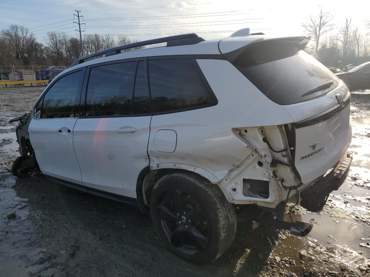 2020 HONDA PASSPORT E - Image 2