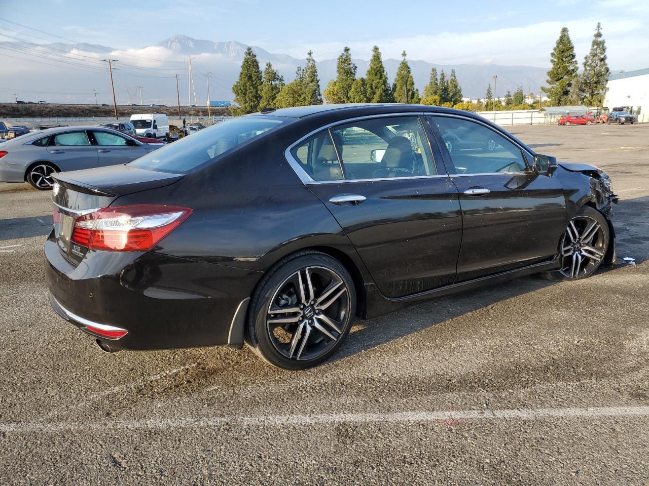 2016 HONDA ACCORD TOU - Image 3
