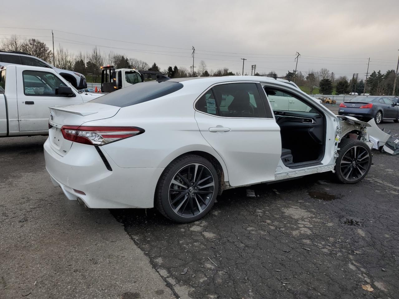 2018 TOYOTA CAMRY XSE - Фото 3