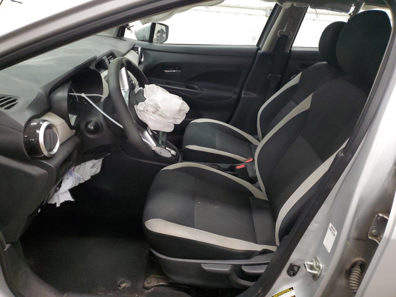 2021 NISSAN VERSA SV - Image 7