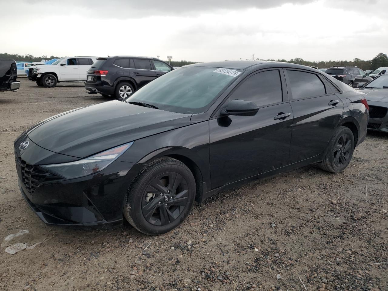 2023 HYUNDAI ELANTRA SE