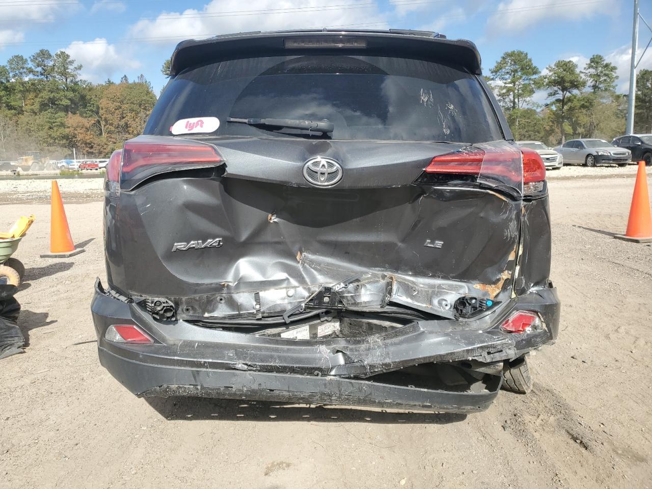 2018 TOYOTA RAV4 LE - Image 6
