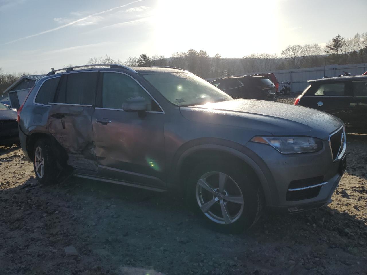 2016 VOLVO XC90 T5 - Фото 4