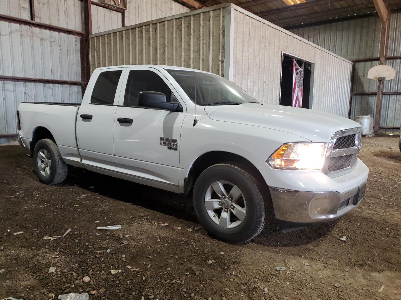 2019 RAM 1500 CLASS - Фото 4