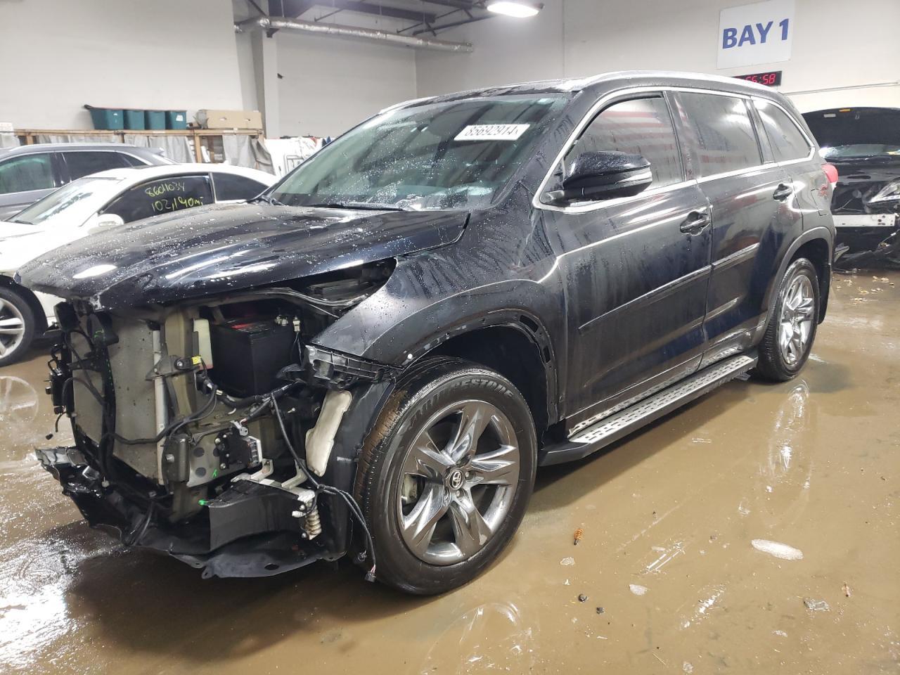 2018 TOYOTA HIGHLANDER