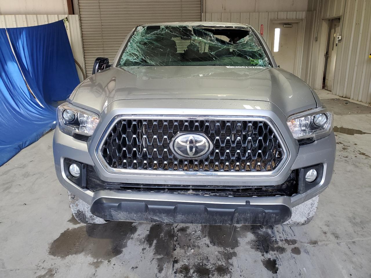 2019 TOYOTA TACOMA DOU - Фото 5