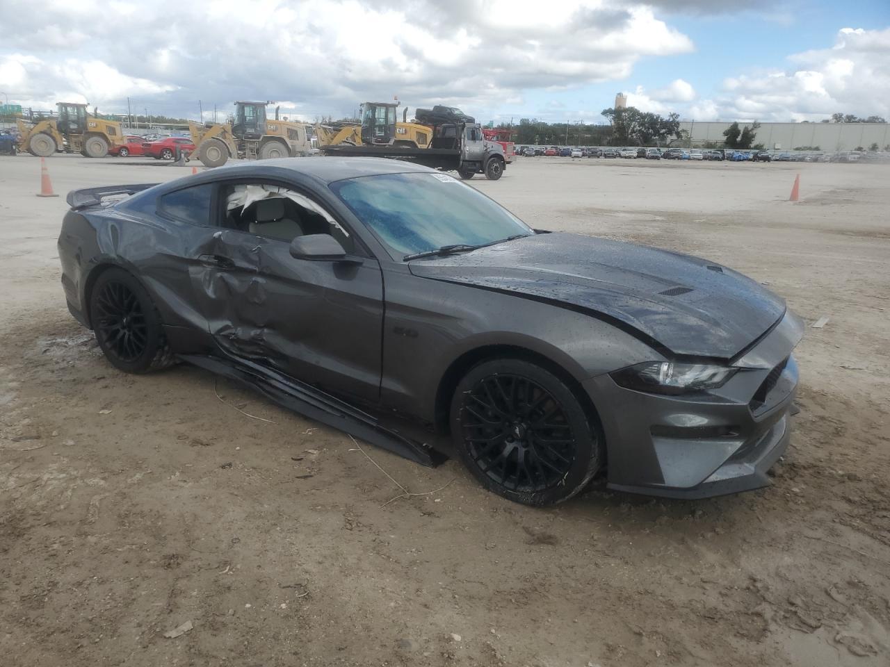 2018 FORD MUSTANG - Фото 4
