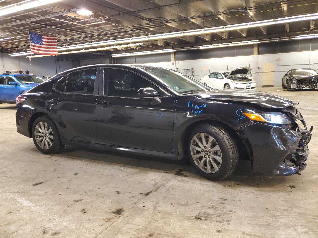 2018 TOYOTA CAMRY L - Фото 4
