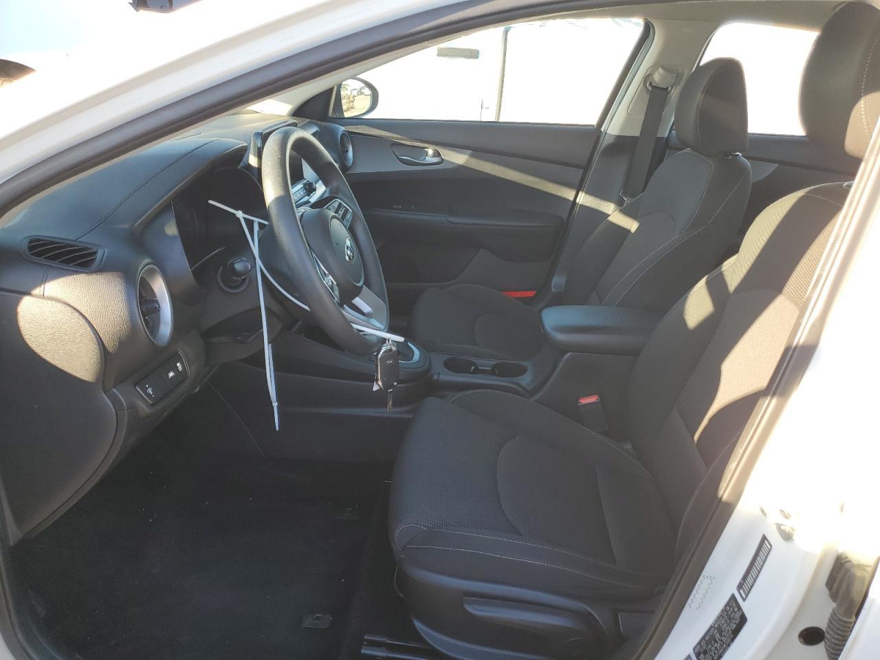 2021 KIA FORTE FE - Фото 7
