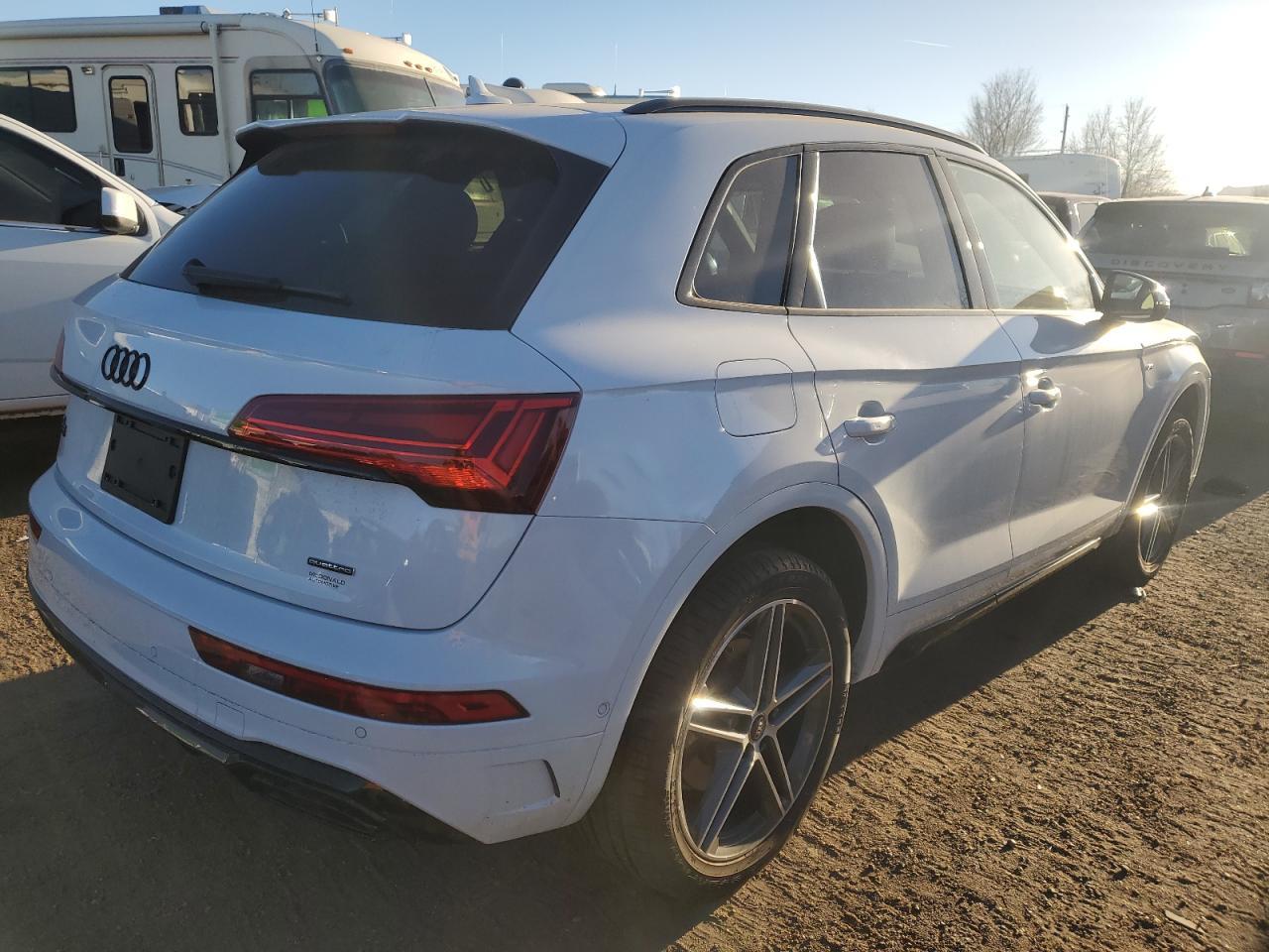 2024 AUDI Q5 E PREST - Фото 3