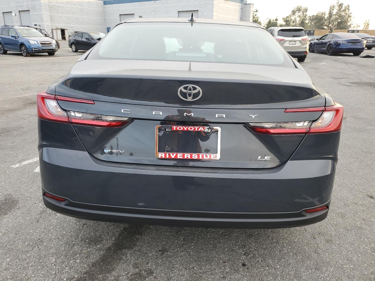 2025 TOYOTA CAMRY XSE - Image 6
