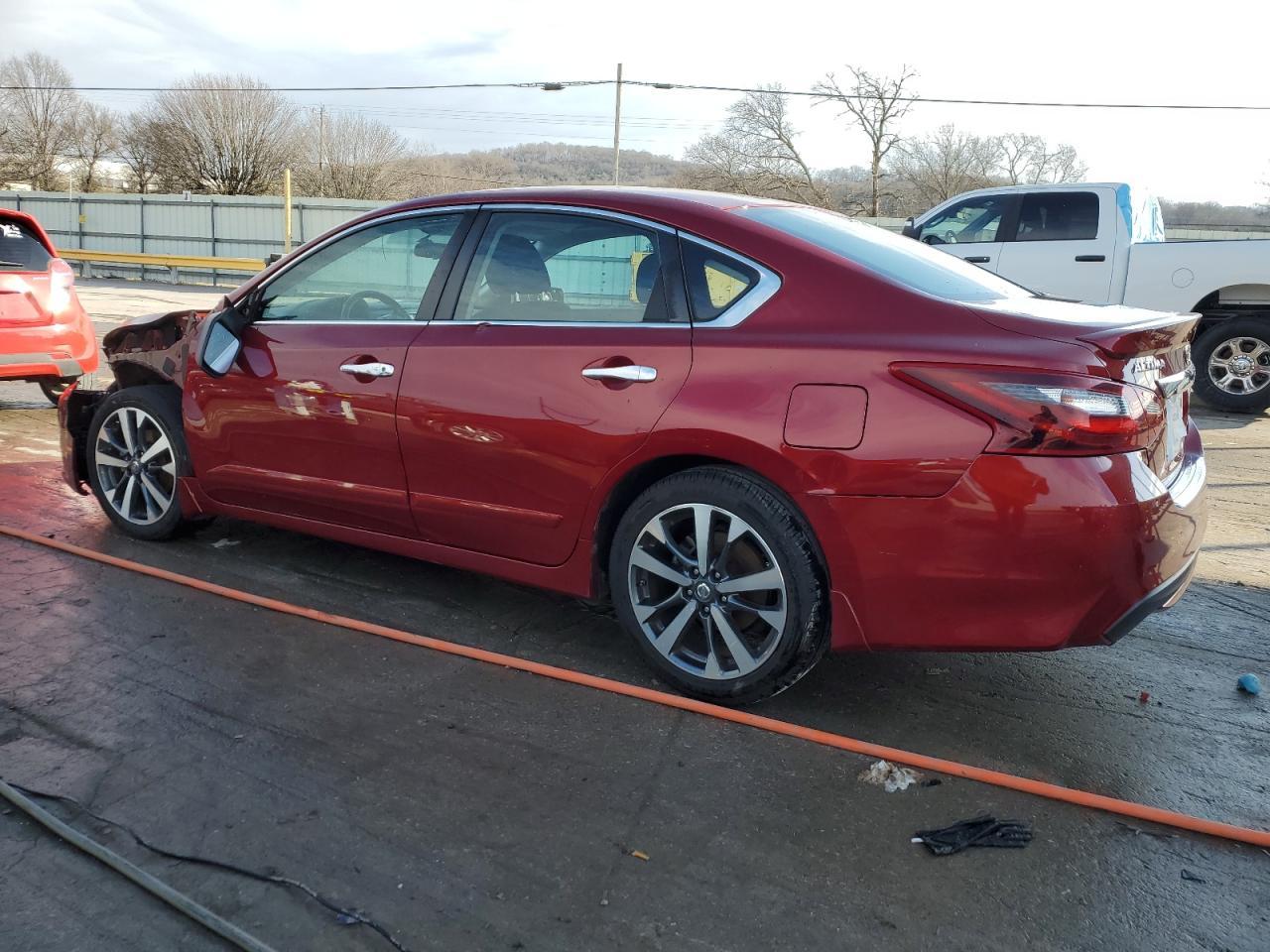 2017 NISSAN ALTIMA 2.5 - Фото 2