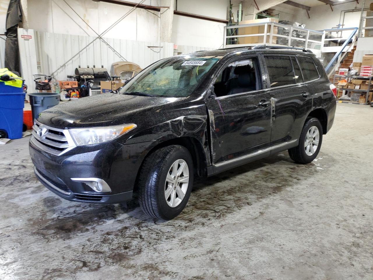 2011 TOYOTA HIGHLANDER