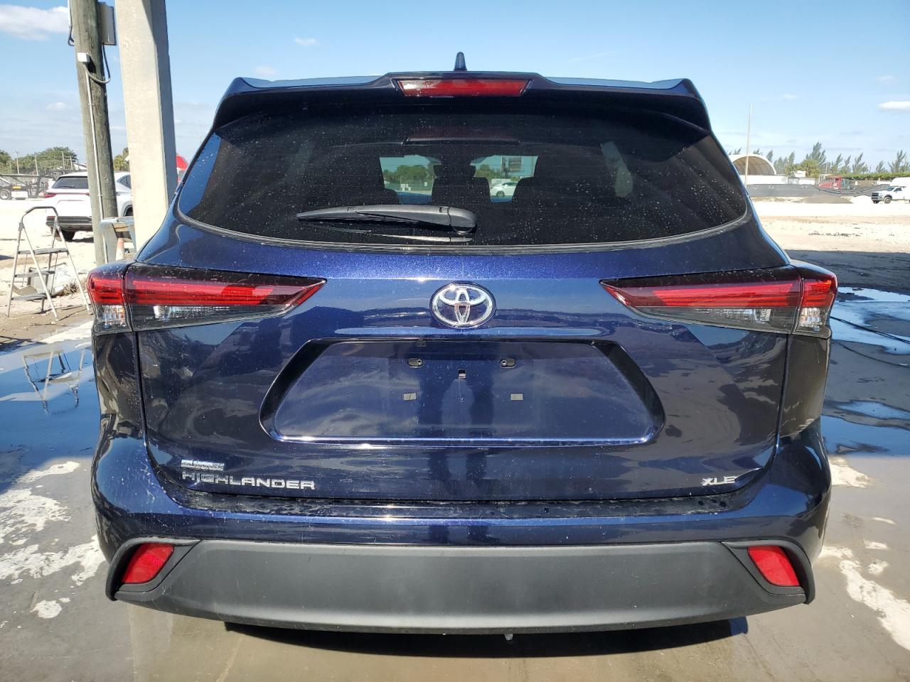 2024 TOYOTA HIGHLANDER - Image 6