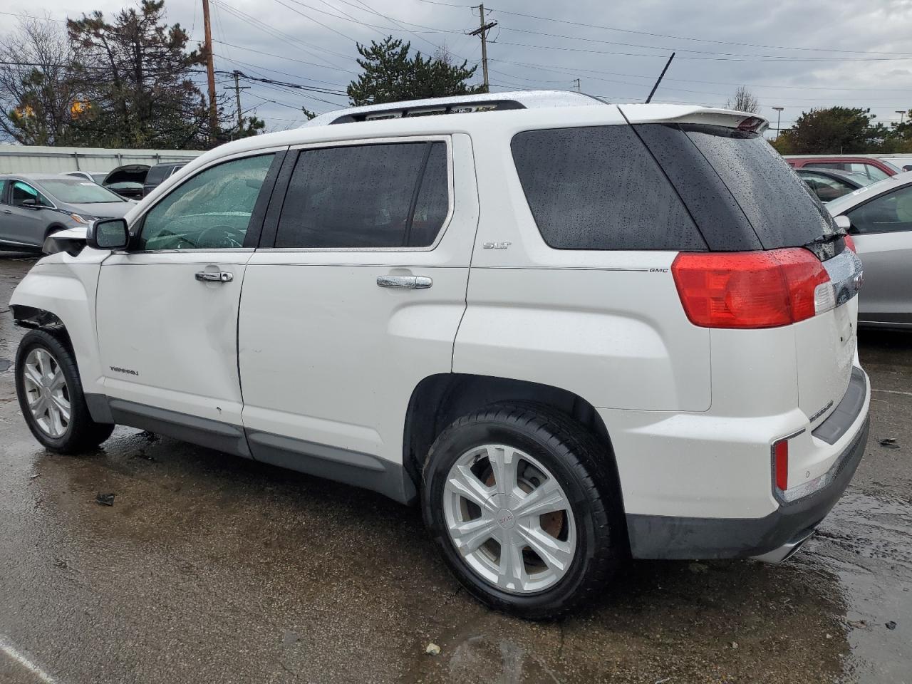 2016 GMC TERRAIN SL - Фото 2