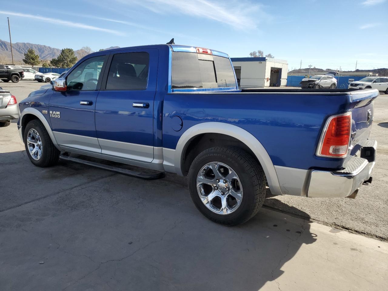 2017 RAM 1500 LARAM - Фото 2