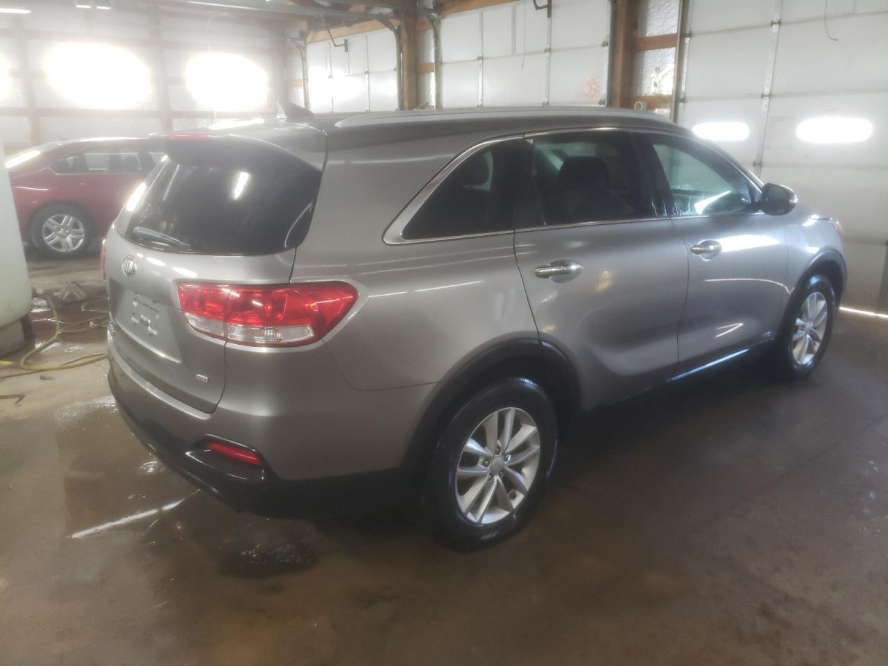 2016 KIA SORENTO LX - Image 3
