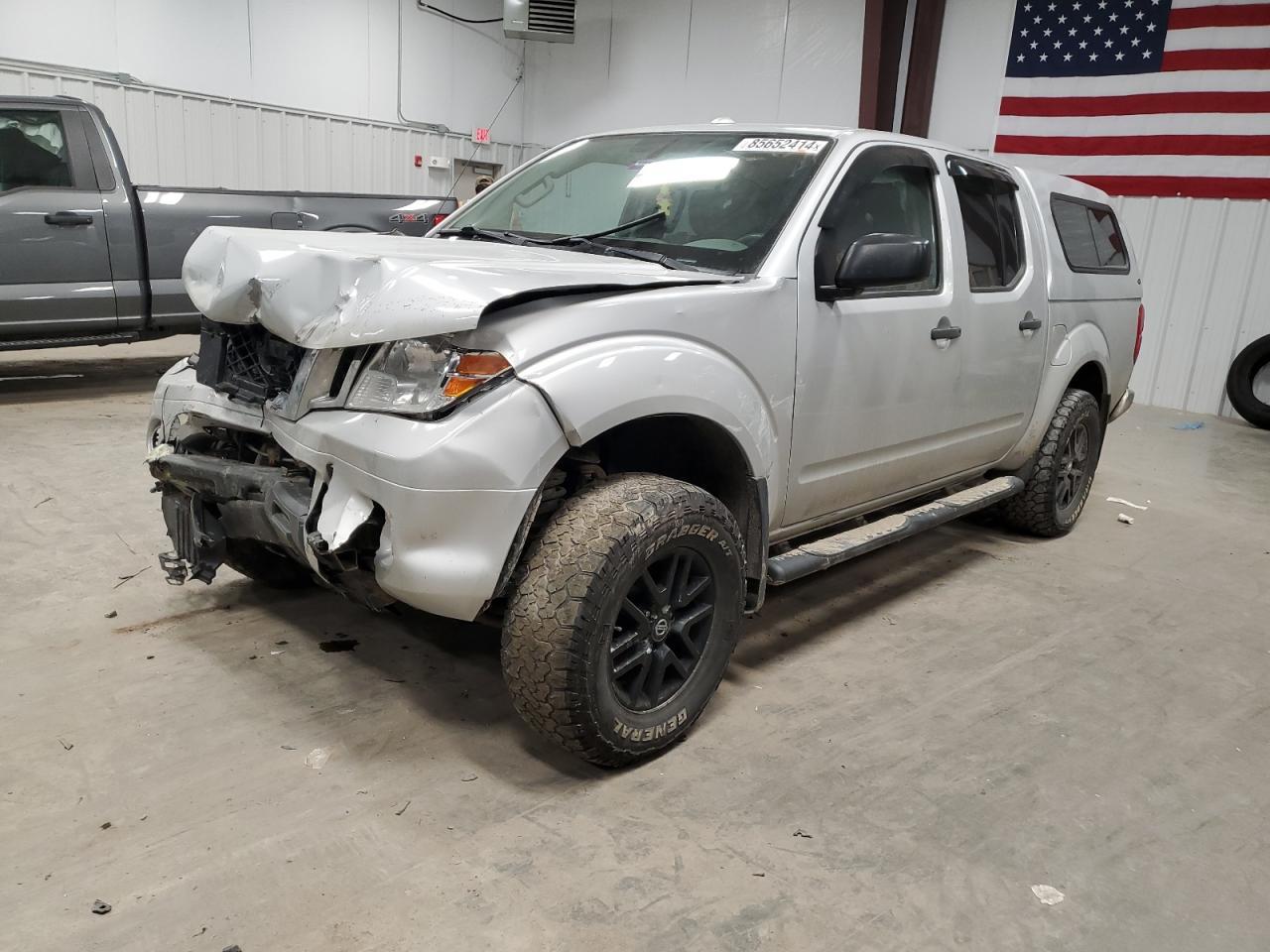 2016 NISSAN FRONTIER S