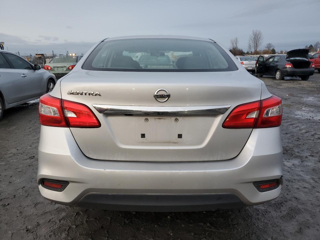 2018 NISSAN SENTRA S - Фото 6