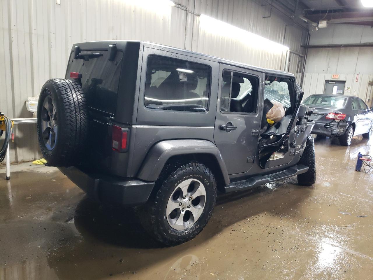 2017 JEEP WRANGLER U - Image 3