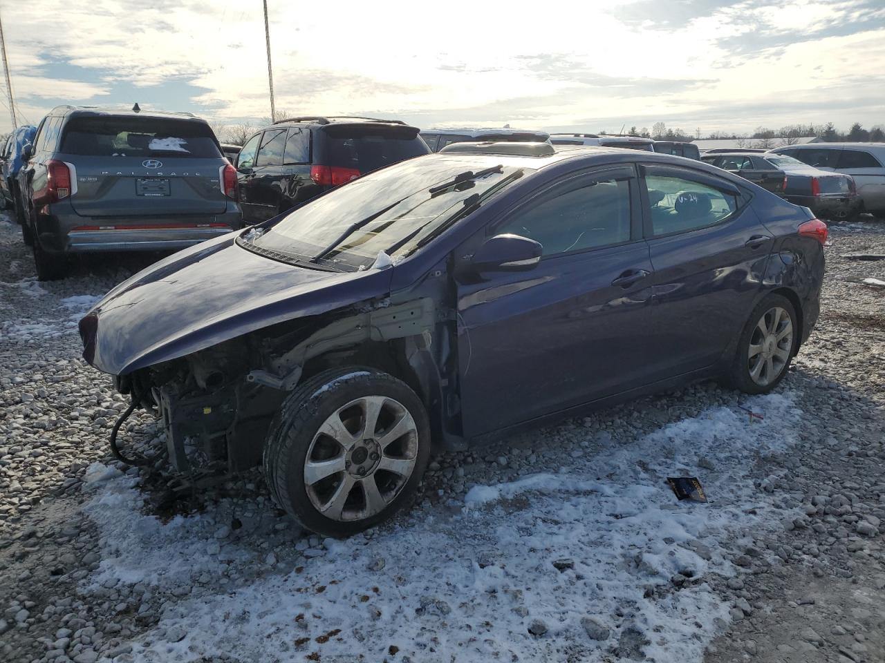 2013 HYUNDAI ELANTRA GL