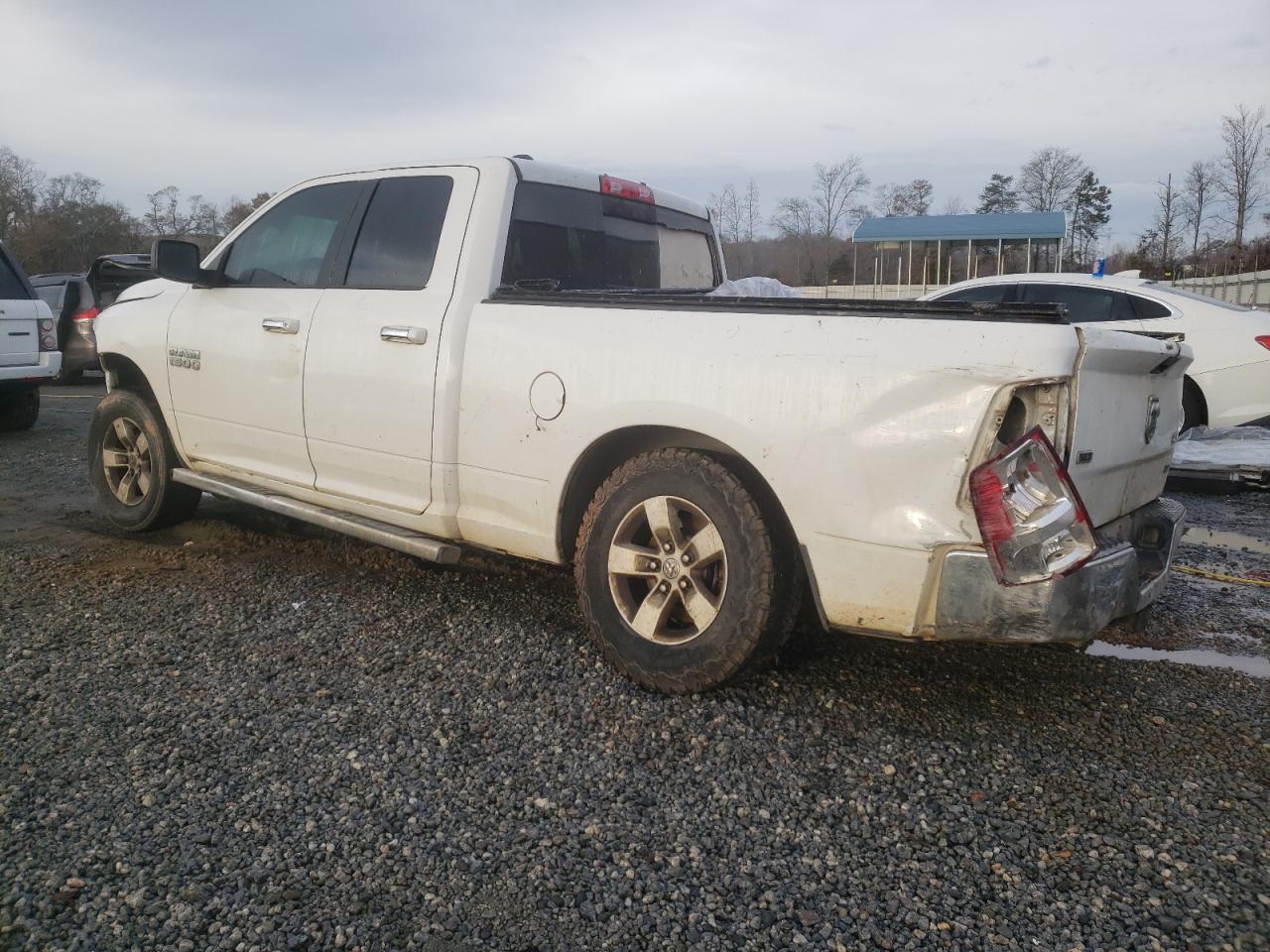 2017 RAM 1500 SLT - Фото 2