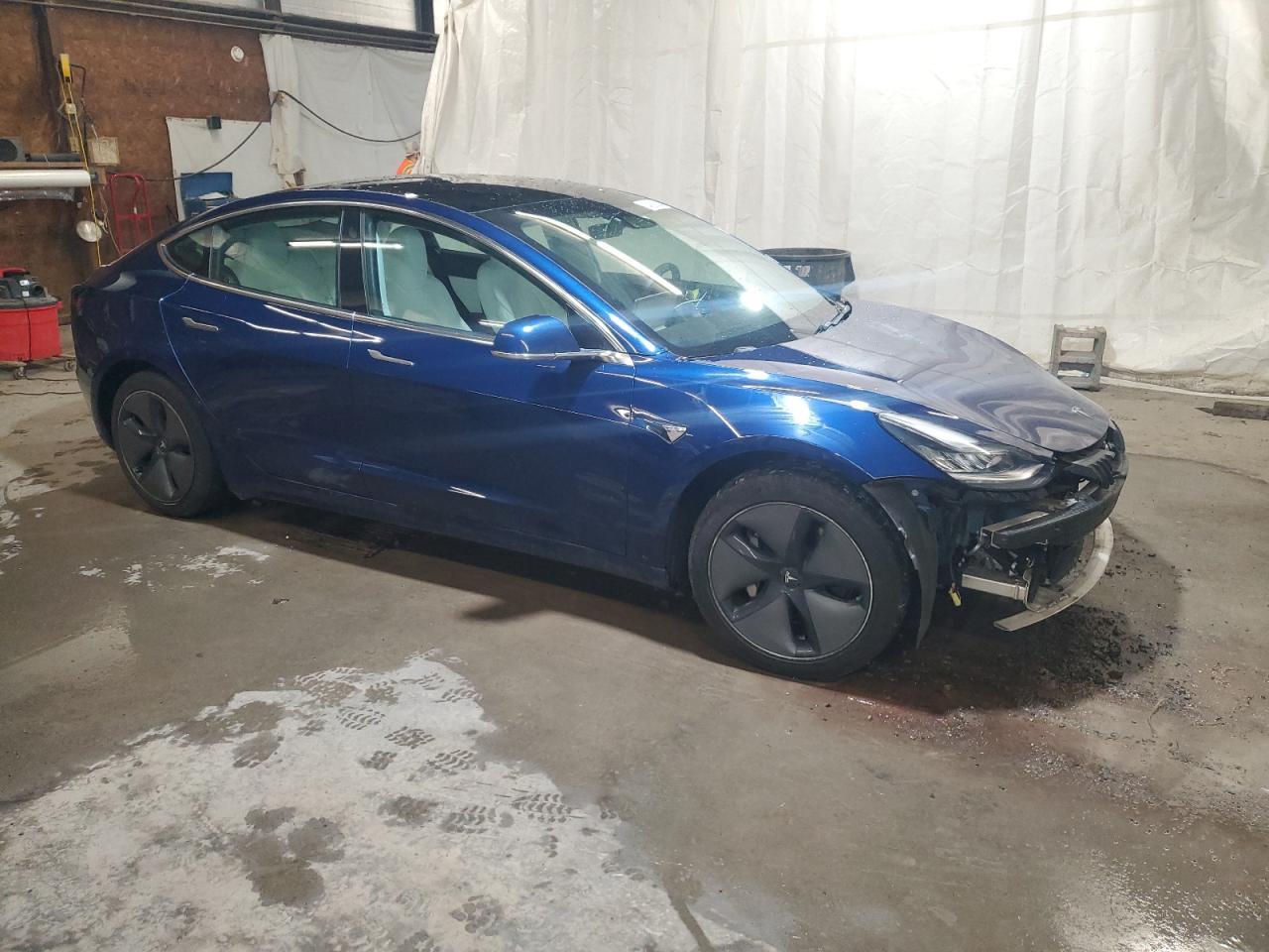 2019 TESLA MODEL 3 - Image 4