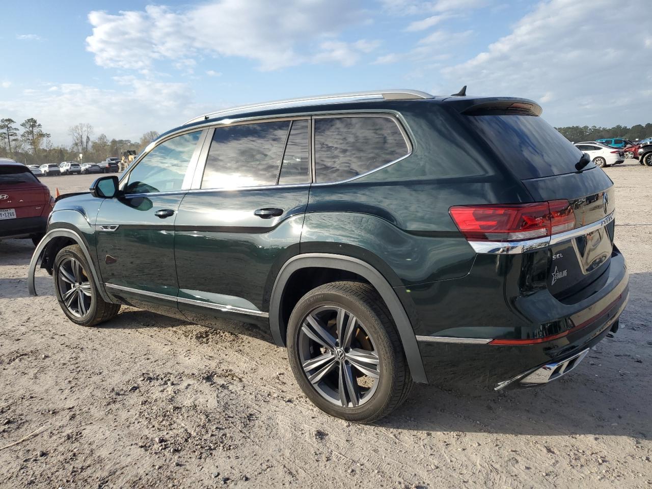 2022 VOLKSWAGEN ATLAS SEL - Фото 2