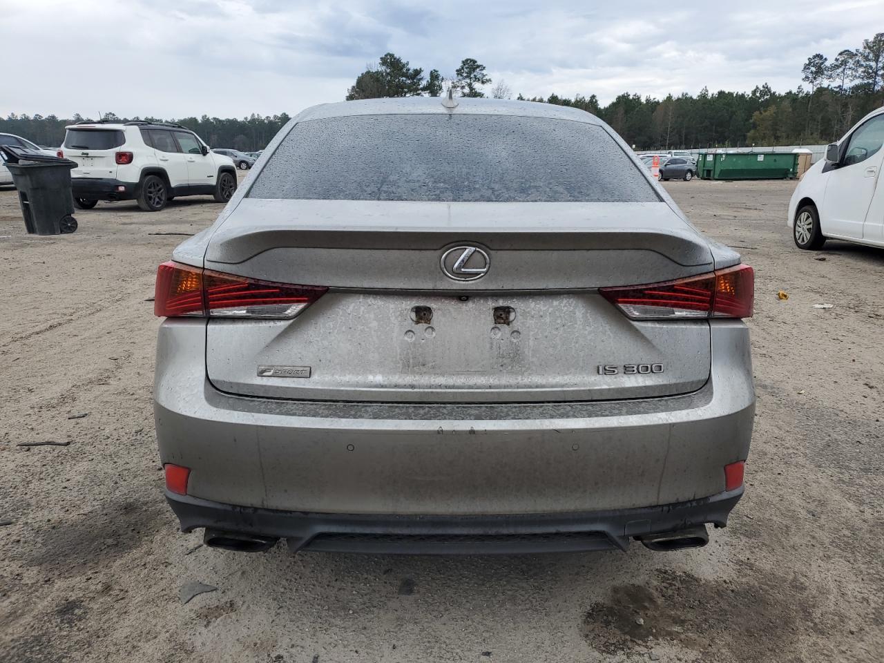 2018 LEXUS IS 300 - Image 6