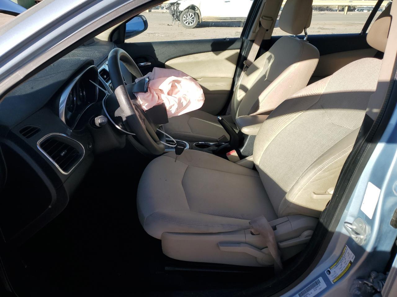 2013 CHRYSLER 200 LX - Фото 7