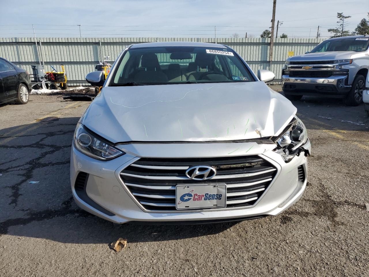 2017 HYUNDAI ELANTRA SE - Фото 5