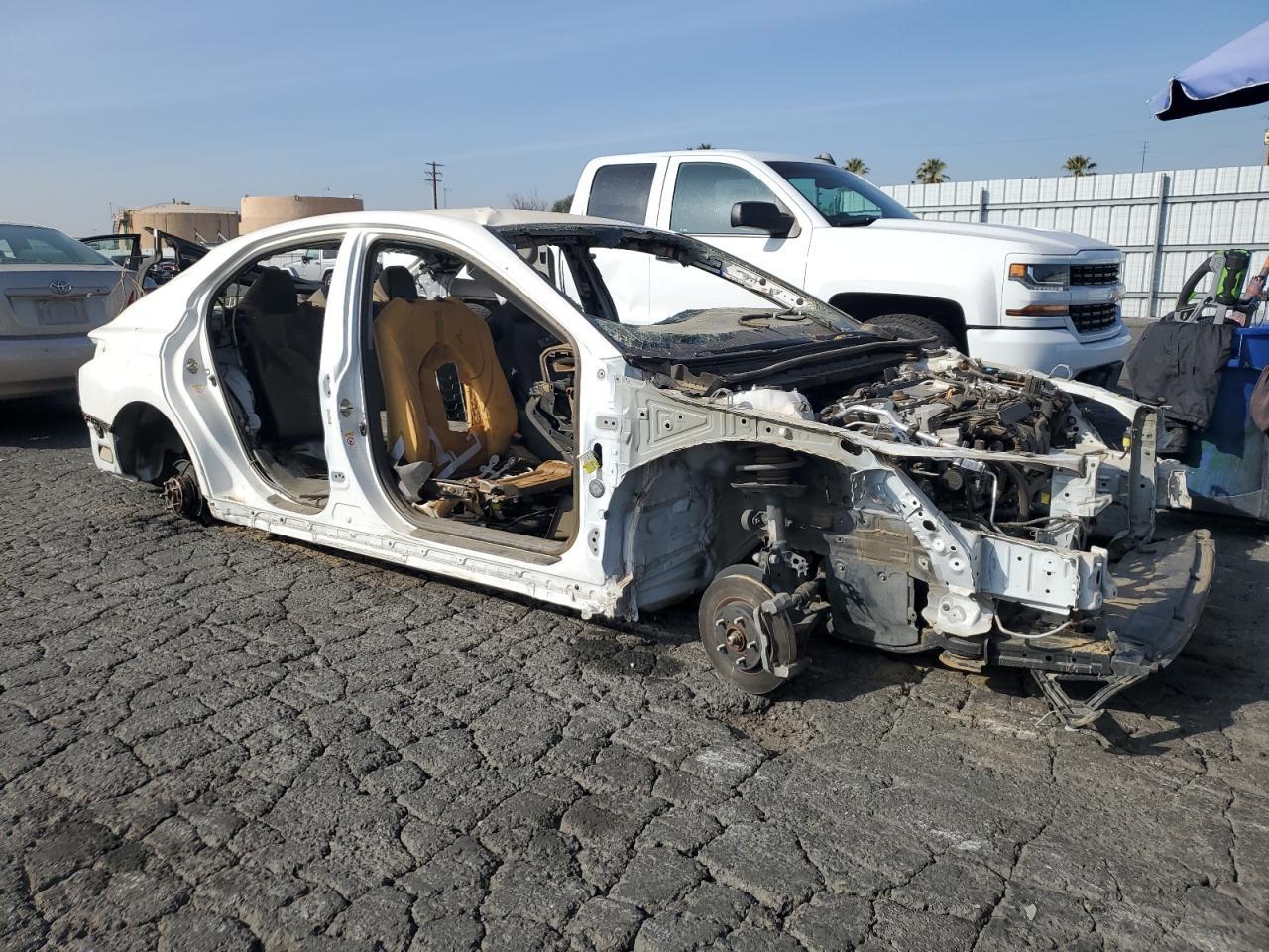2018 TOYOTA CAMRY L - Image 4
