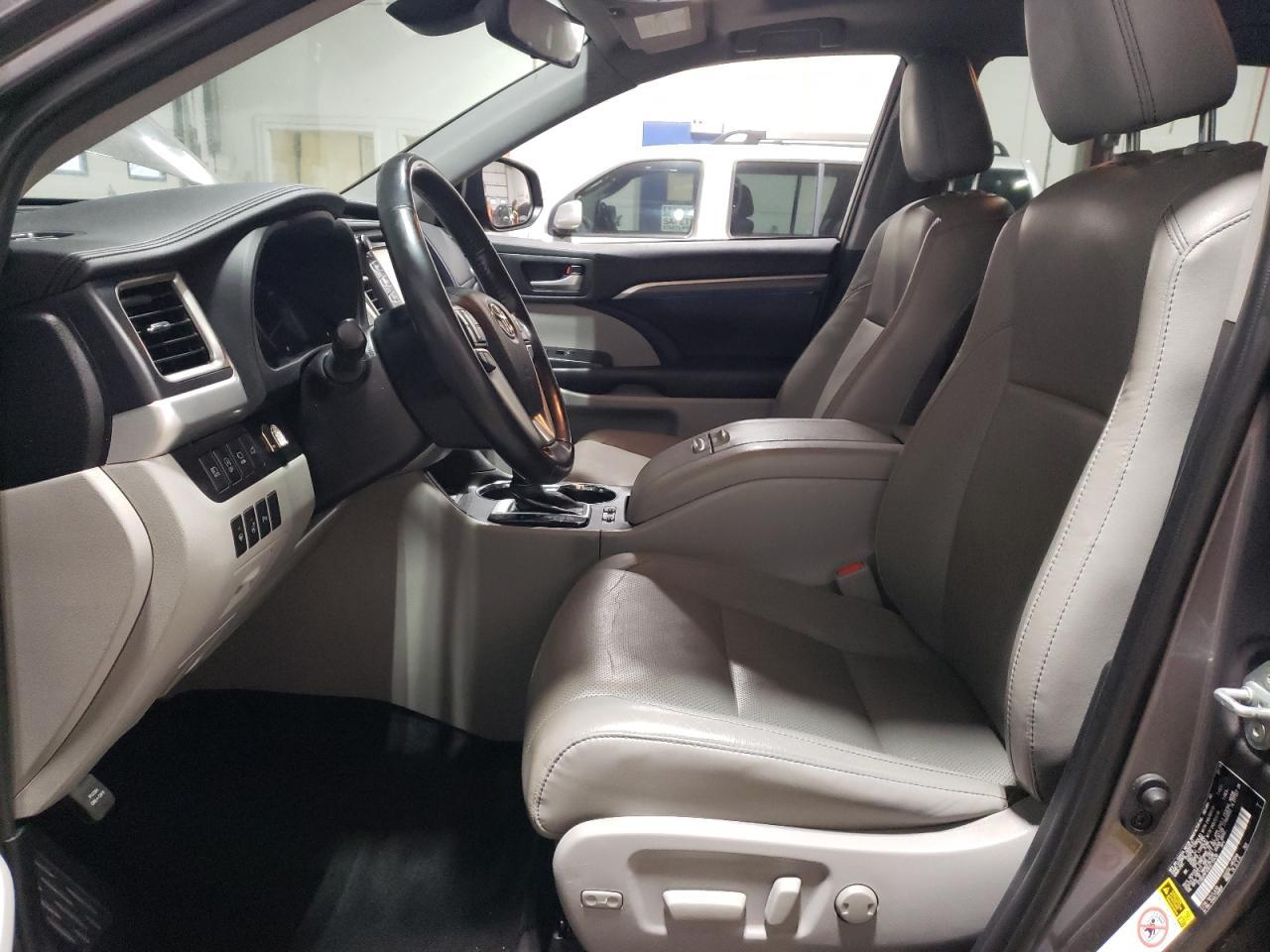 2019 TOYOTA HIGHLANDER - Image 7