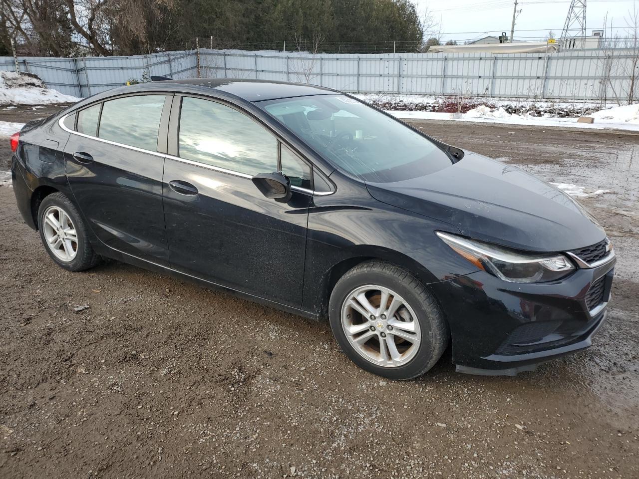 2017 CHEVROLET CRUZE LT - Image 4