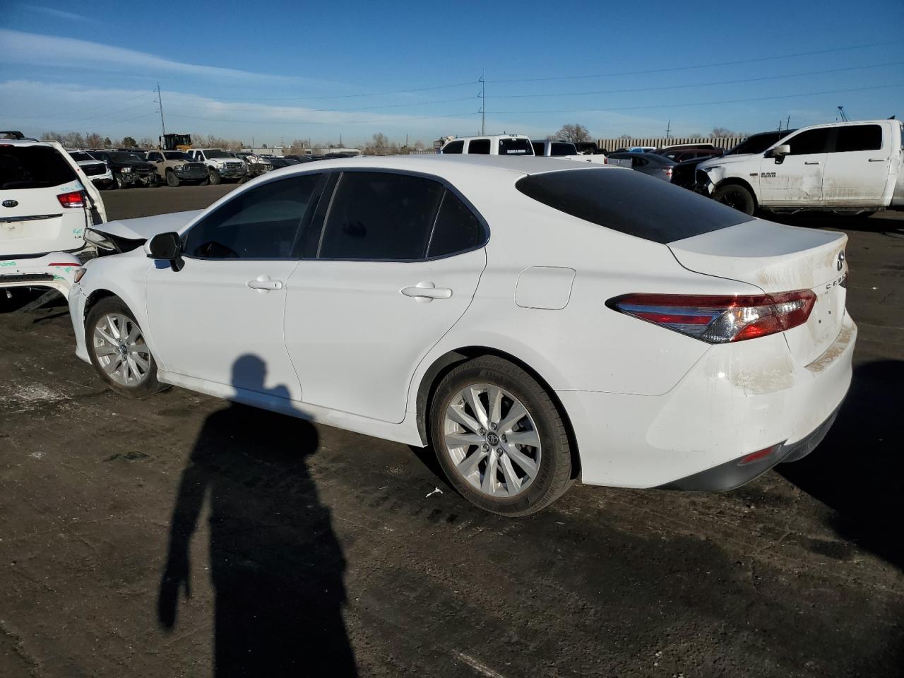 2018 TOYOTA CAMRY L - Фото 2