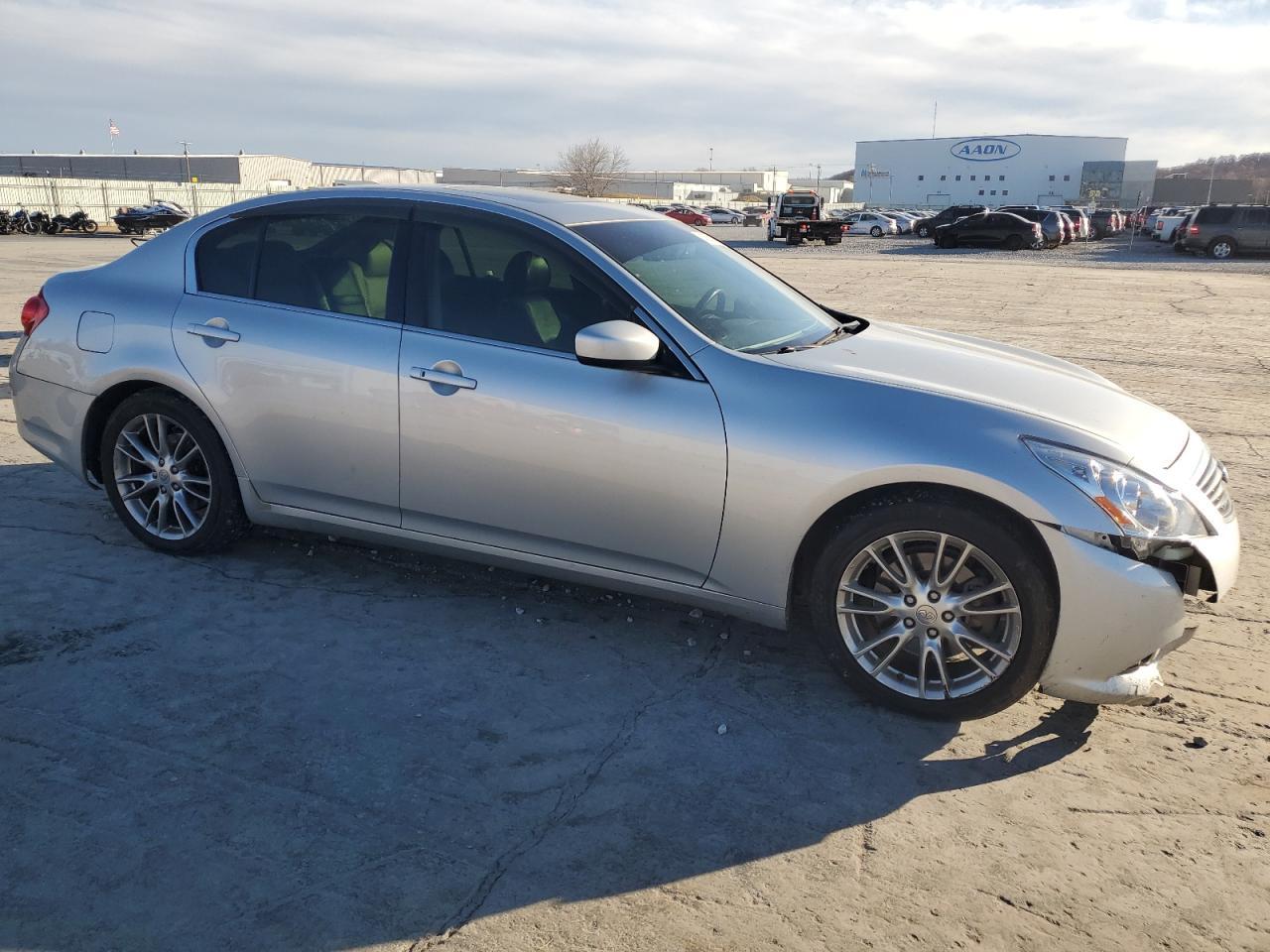 2012 INFINITI G37 BASE - Image 4