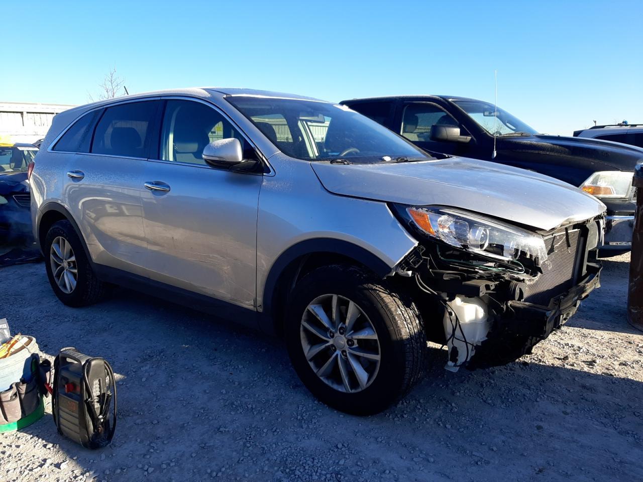 2016 KIA SORENTO LX - Image 4