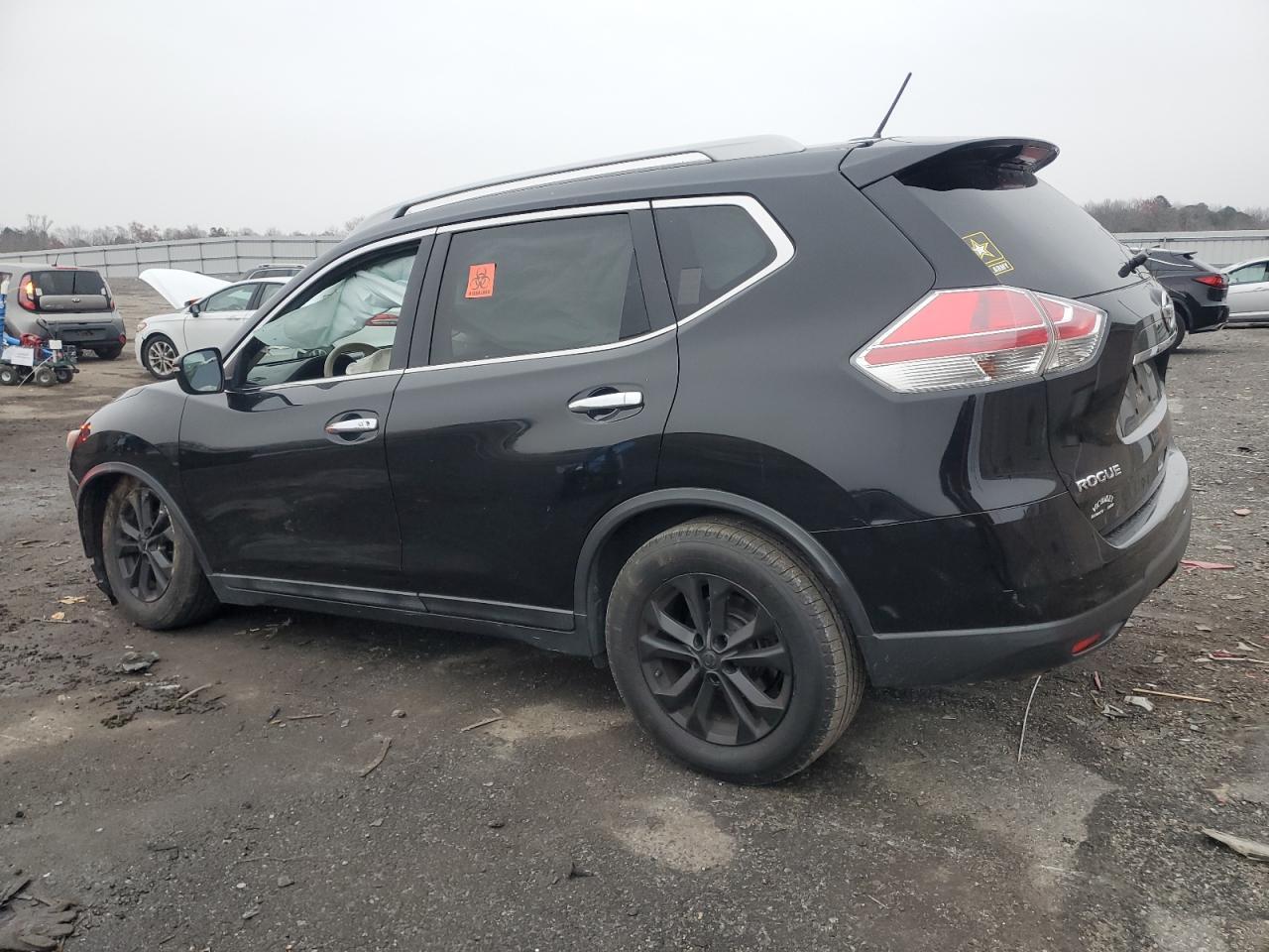 2014 NISSAN ROGUE S - Image 2