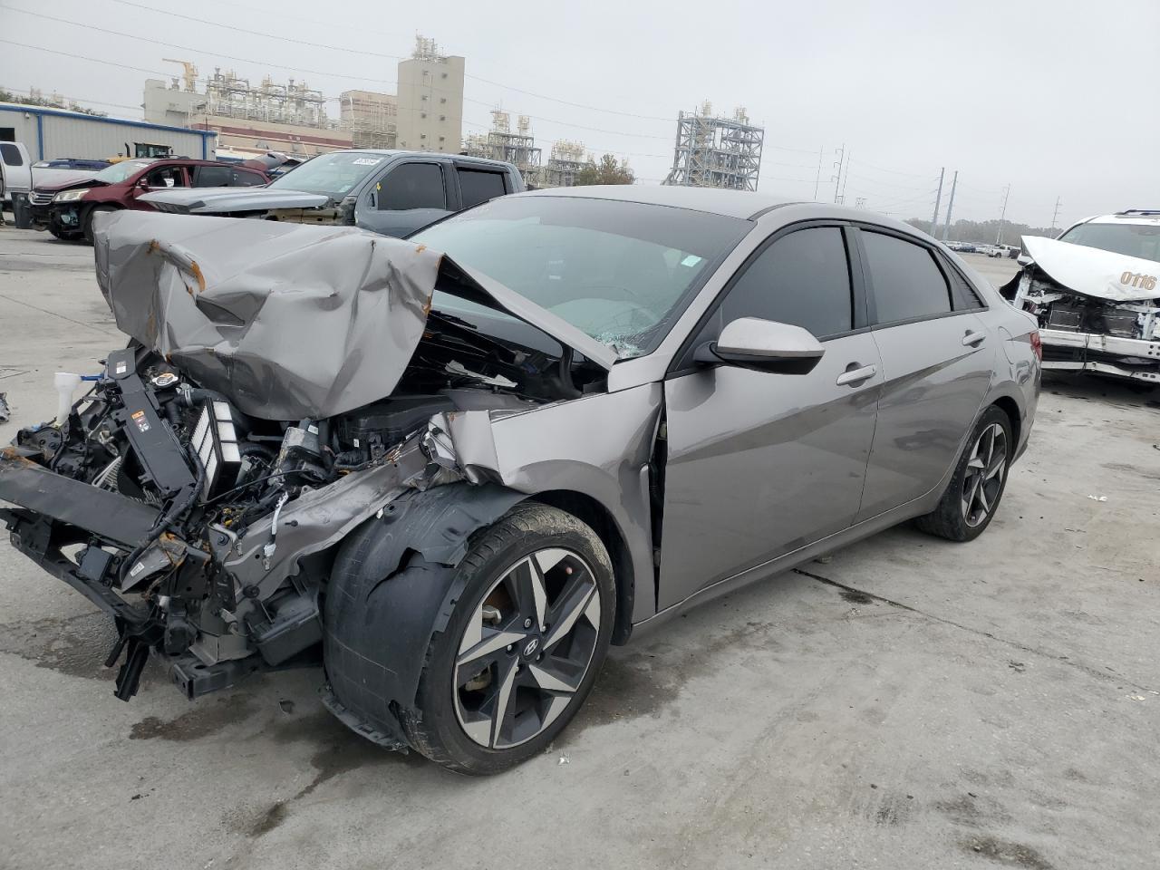 2023 HYUNDAI ELANTRA SE