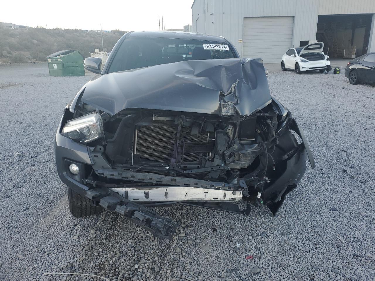 2017 TOYOTA TACOMA DOU - Фото 5