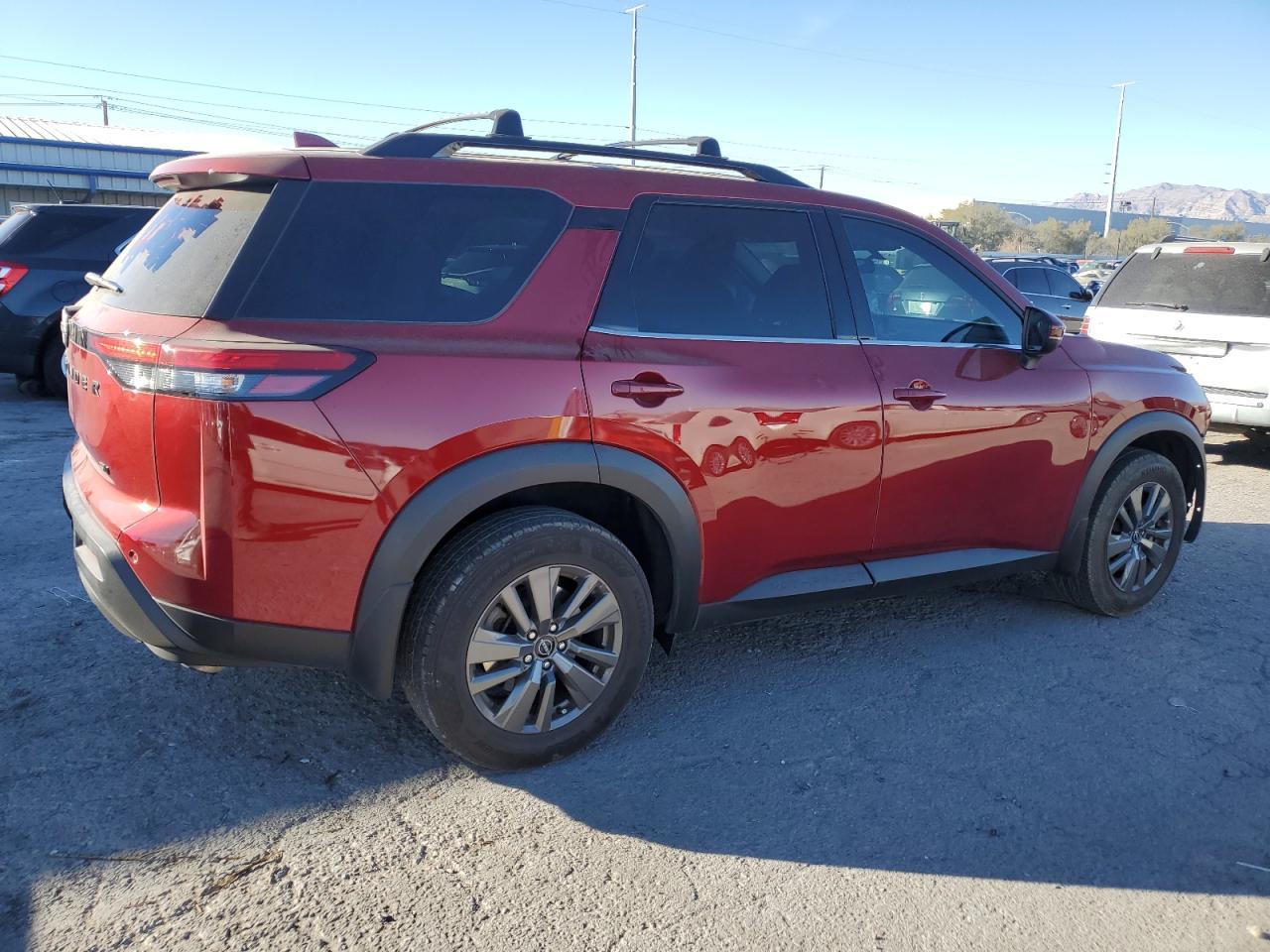 2023 NISSAN PATHFINDER - Фото 3