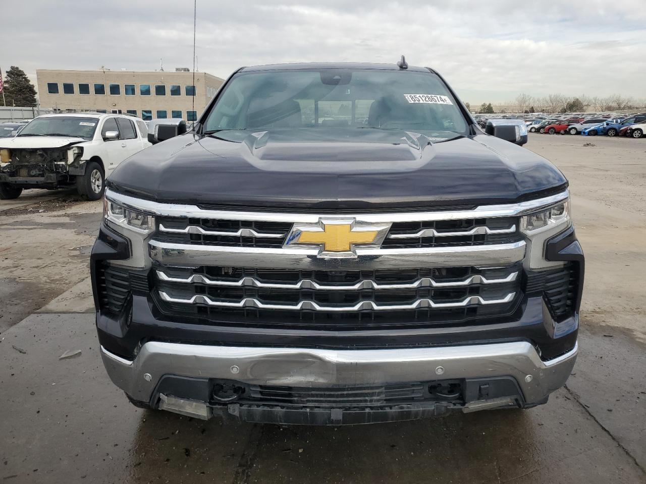 2024 CHEVROLET SILVERADO - Image 5