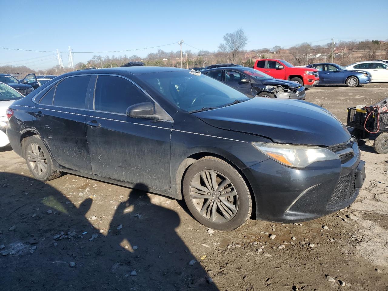 2016 TOYOTA CAMRY LE - Фото 4