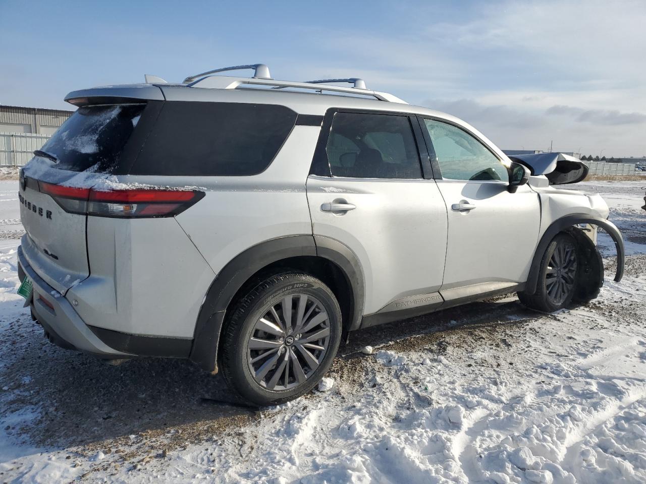2023 NISSAN PATHFINDER - Image 3